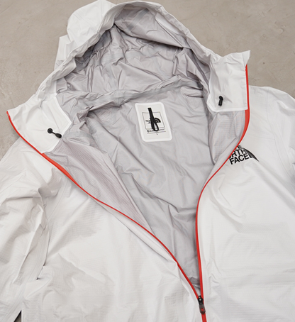 【THE NORTH FACE】ザノースフェイス unisex Futurelight Parabola Jacket "アンダイド"