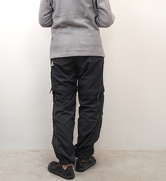 【and wander】アンドワンダー women's NY taffeta hiker 2way pants "Black"